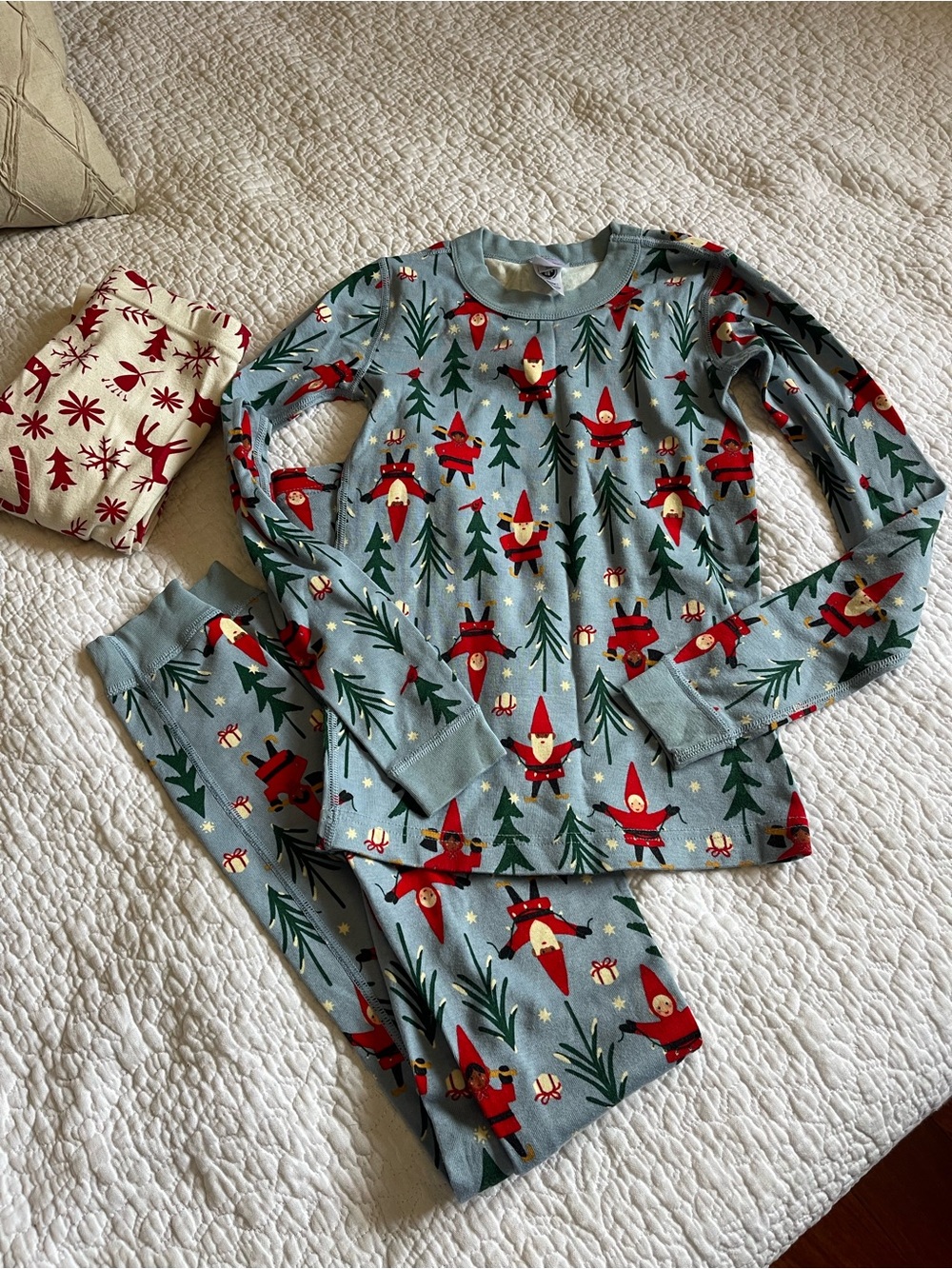 Hanna Andersson Blue Kids Gnome Holiday Pajama Set